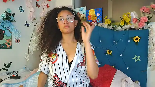 Milkdulce1 live cam on StripChat