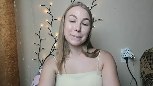 Dana_flowers live cam on StripChat