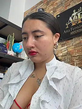 _Sarah-Office1 webcam