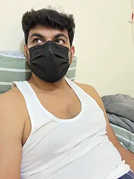 Hot_Boy8677 live cam on StripChat