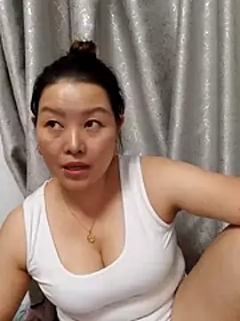 Jennie_dogy live cam on StripChat