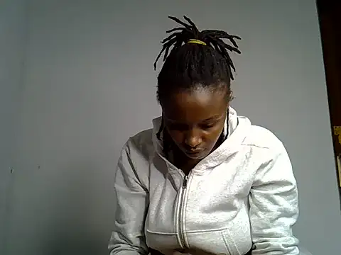 Sexxyjey live cam on StripChat