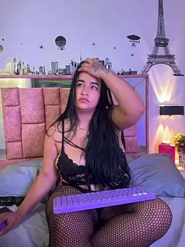 Celeste_1Sweet live cam on StripChat