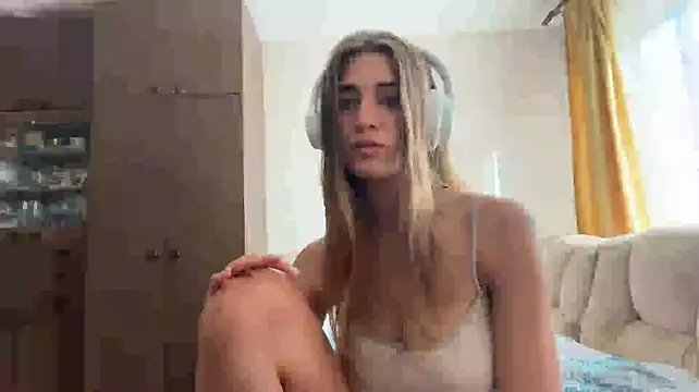 MarleenHaynie live cam on StripChat