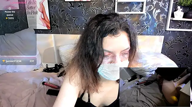 Rita_Daniel live cam on StripChat