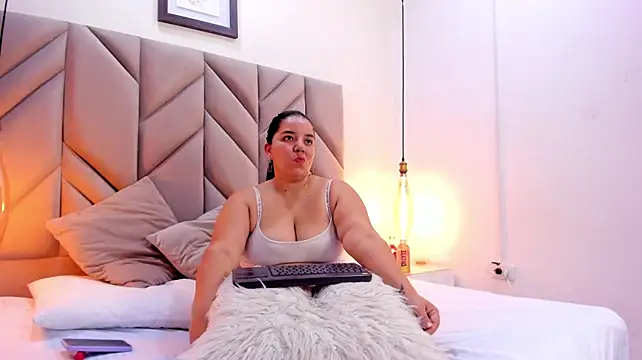 AbbySttonne live cam on StripChat