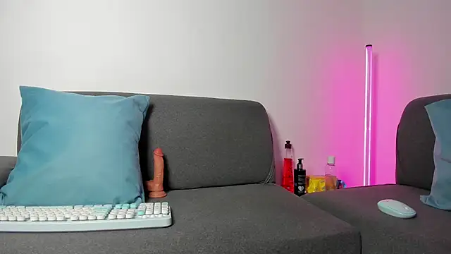 KylanDark live cam on StripChat
