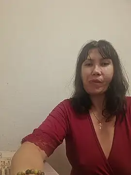 ROXOLANAA_SEXY live cam on StripChat