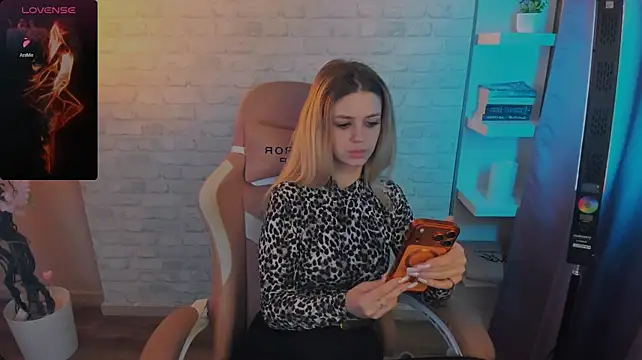 Love_Bri webcam