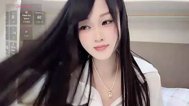 yueyue2003 (F young) - 豌豆射手月月来了