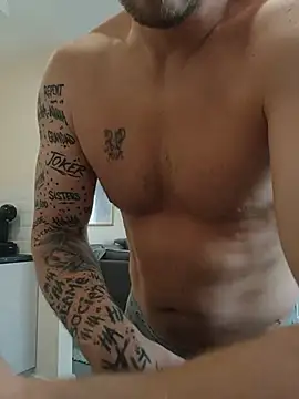 minim388 live cam on StripChat
