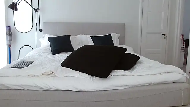 Italoalpha live cam on StripChat