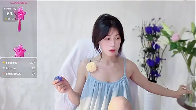 hello77-234 (F young) - 精油抹胸