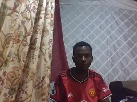Roystone3 live cam on StripChat