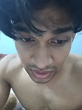 akshayy_fucks live cam on StripChat
