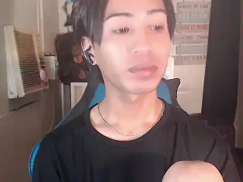 yukino23 (Ask my age) - make love with me and lets cum <3