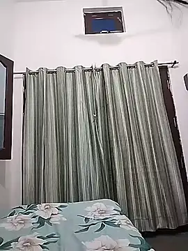 cutieNancy89 live cam on StripChat