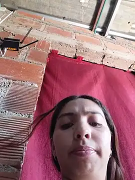 aziel_ardiente live cam on StripChat