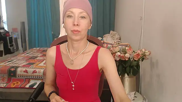 LuxuryNika live cam on StripChat