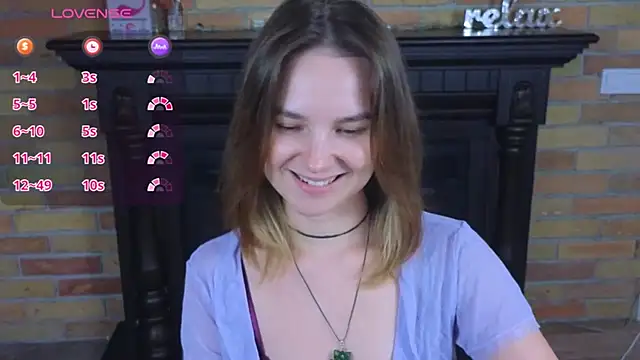 Ellie_Sunset live cam on StripChat