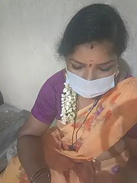 tamil-kamakanni (F milf) - Tamil Sexy Couples Full Naked Show