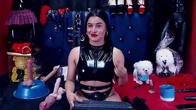 Hannamariana live cam on StripChat
