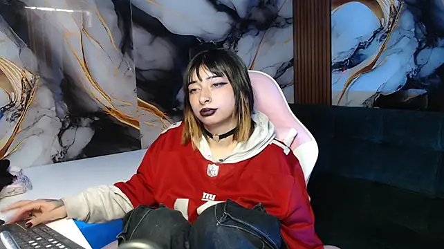 _weird_sativa live cam on StripChat