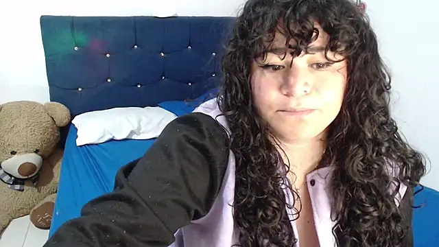ANGELIQUE_KLANE live cam on StripChat