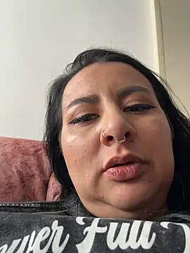Abril_Luv live sex cam
