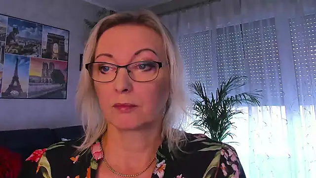 vanessa_chat live cam on StripChat