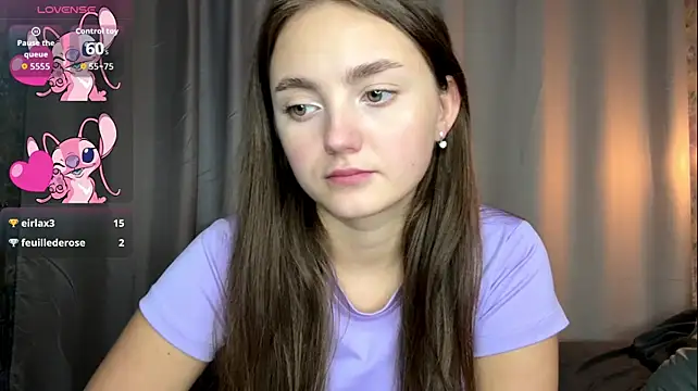 LoraDavi live cam on StripChat
