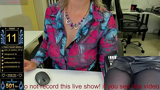 squirt_milf_viktoria webcam