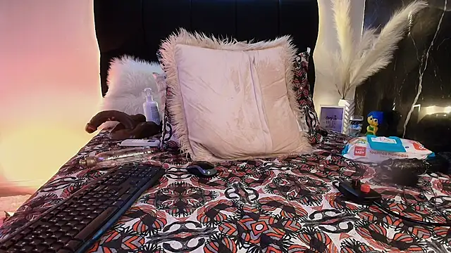 lorrayne_ live cam on StripChat