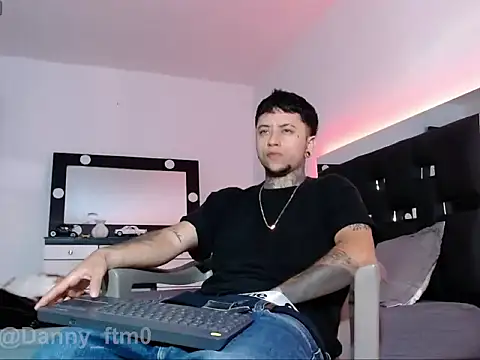 Dannystone2 webcam