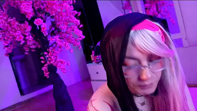 Broklinwhite_