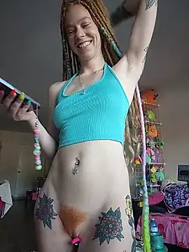 LucidLucy webcam
