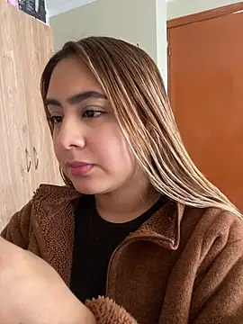 Miabonnett_ live cam on StripChat