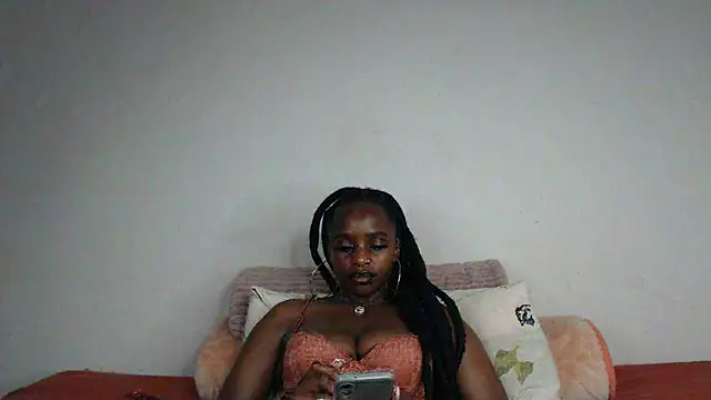 Jah-Queen webcam