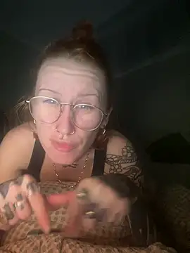 liltiddygoffwaifu webcam