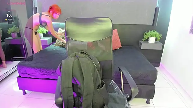 red-meggann webcam