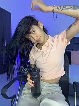 AmberMuse_ live cam on StripChat