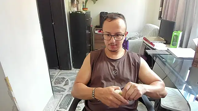 jacob_strokes01 webcam