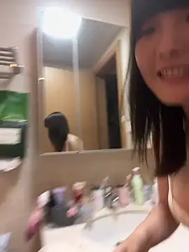 qiqi_x webcam