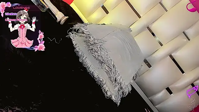Camila_Vasquezz1 live cam on StripChat