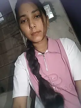 divya_140 (F young) - full nude