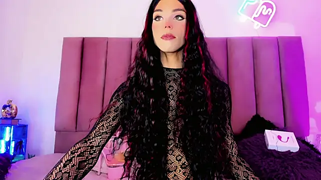 Model: Lana-Foxxx
