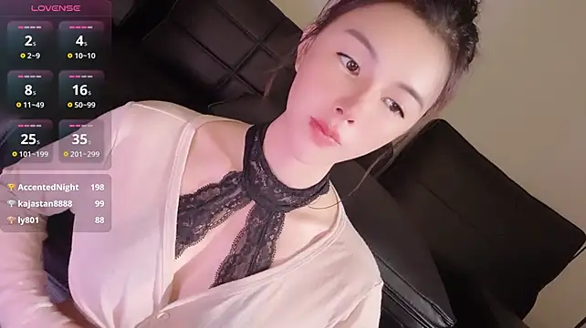 lvy-w (F young) - 裸体骚舞