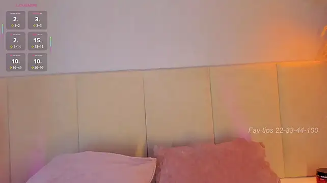 aprilebony_ live cam on StripChat