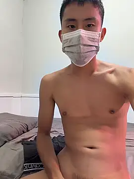 Benson18y live cam on StripChat
