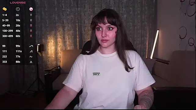 Hoot_owl_cb live cam on StripChat
